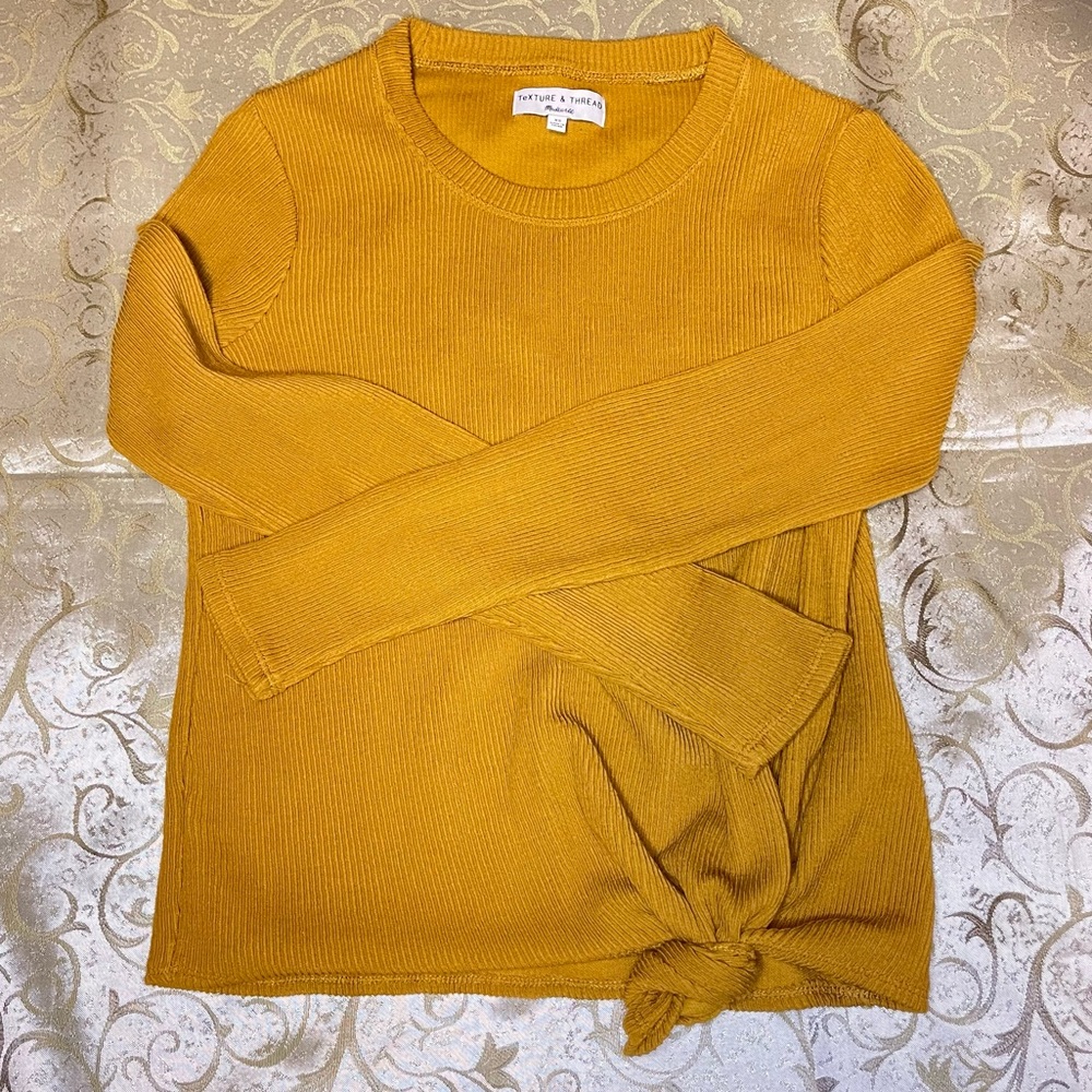 Texture and Thread Madewell Ribbed Knit Tie Front Top